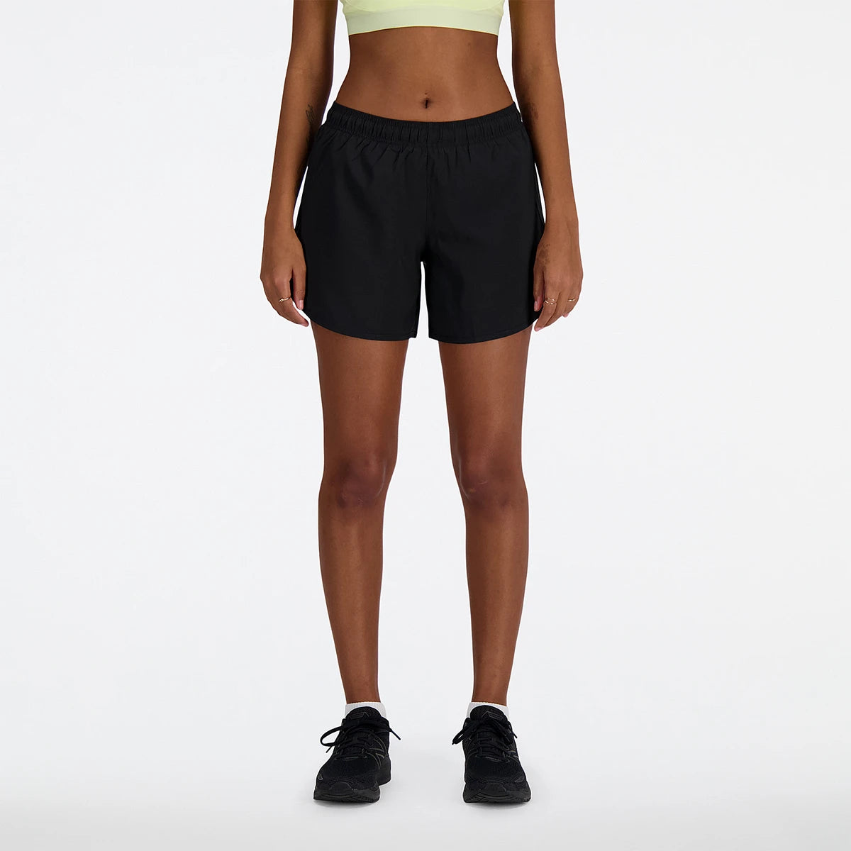Short New Balance Femme Sport Essentials 5In