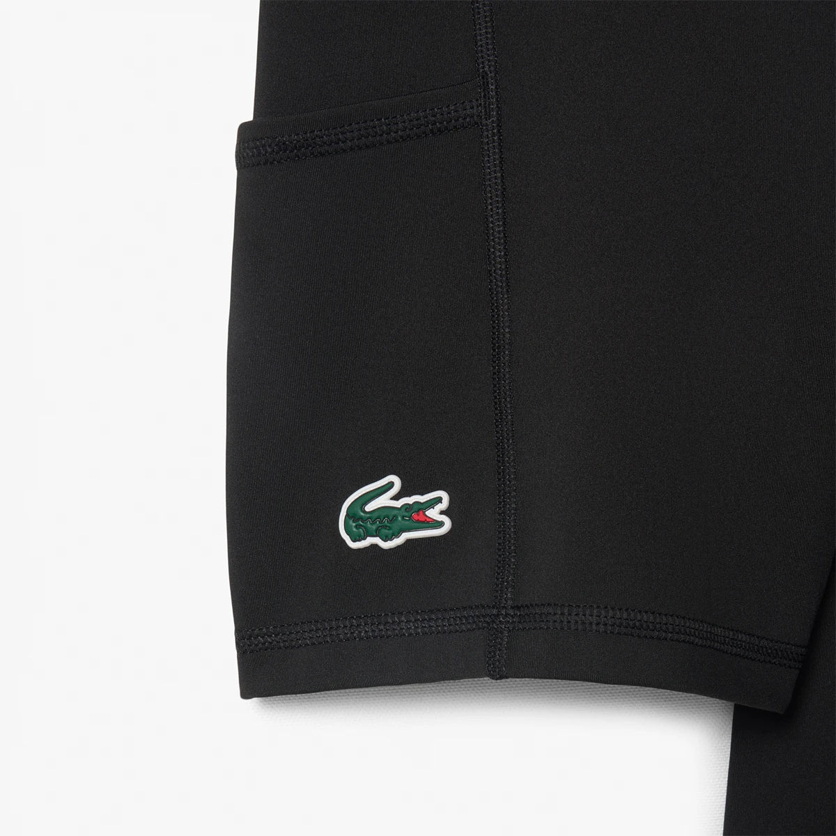 Robe Lacoste Femme Athlète Asie