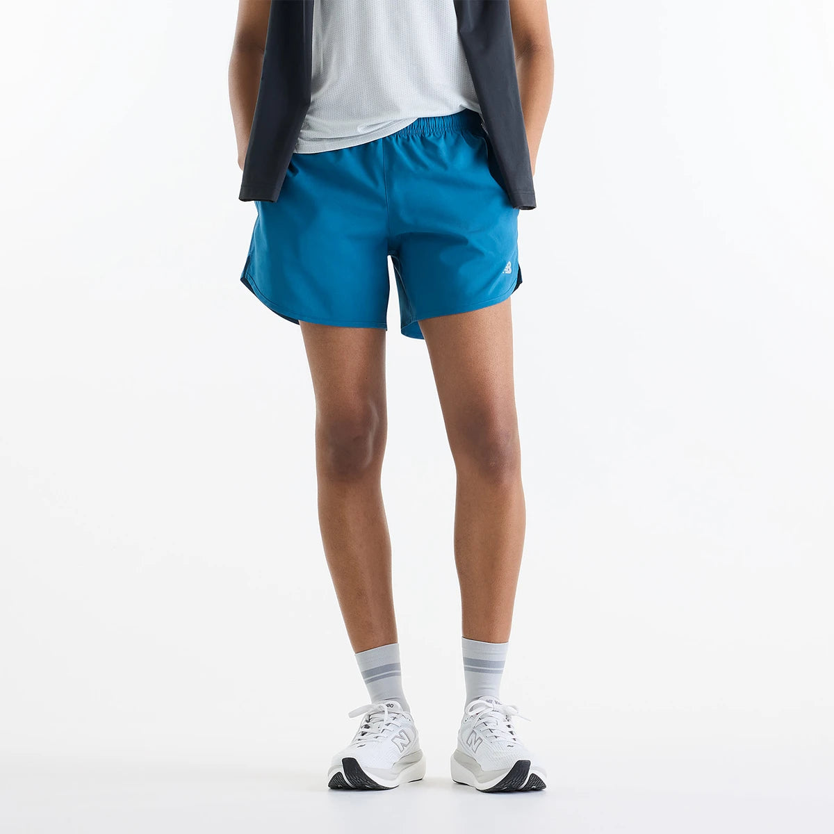Short New Balance Femme Sport Essentials 5In