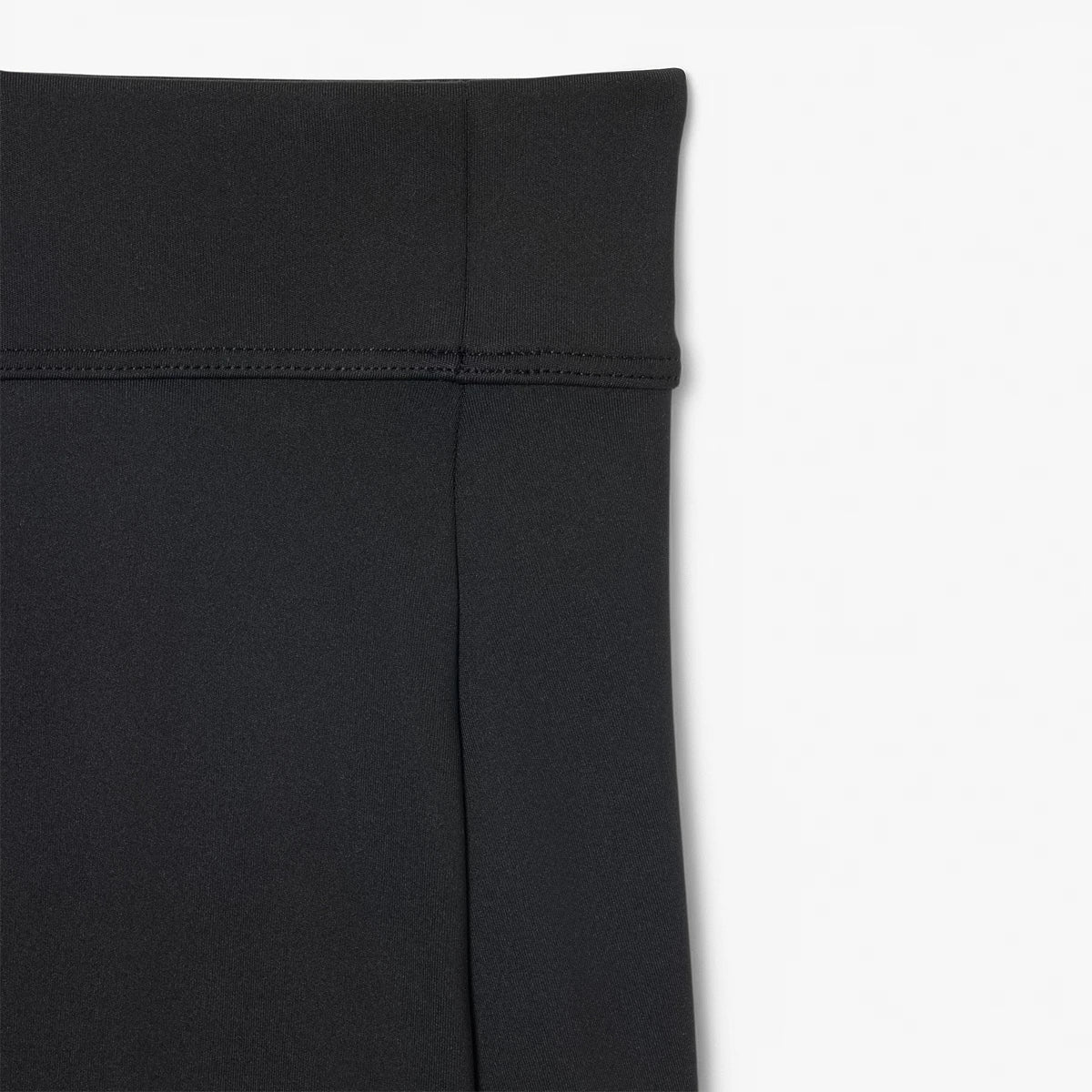Jupe Lacoste Femme Athlète Asie