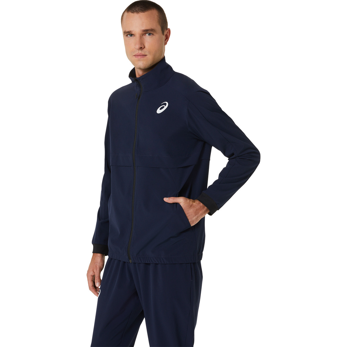 Vetement store asics homme