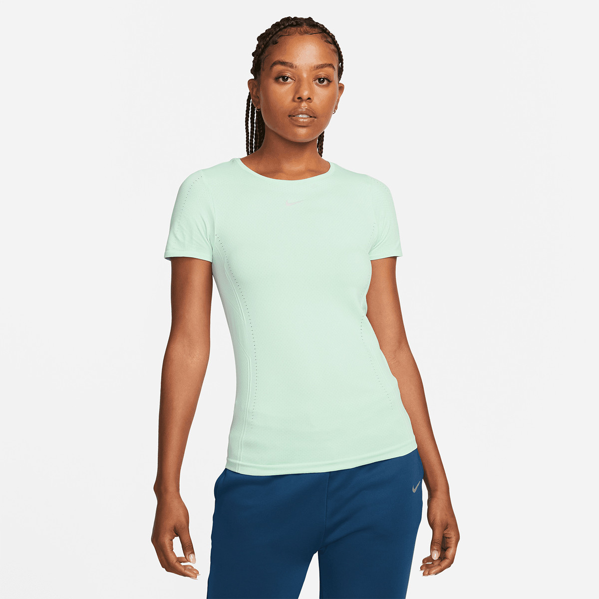 T SHIRT NIKE FEMME DRI FIT ADV AURA NIKE Femme V tements