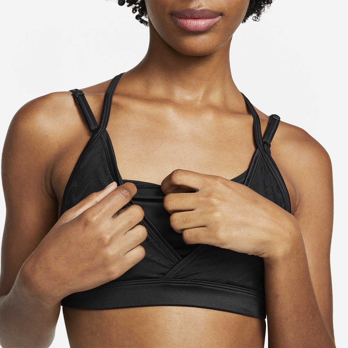 BRASSIERE NIKE INDY ICON CLASH NIKE Femme V tements Tennispro