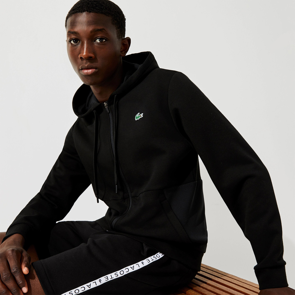 SWEAT LACOSTE A CAPUCHE FZ CORE PERRFORMANCE LACOSTE Homme Vetements Tennispro
