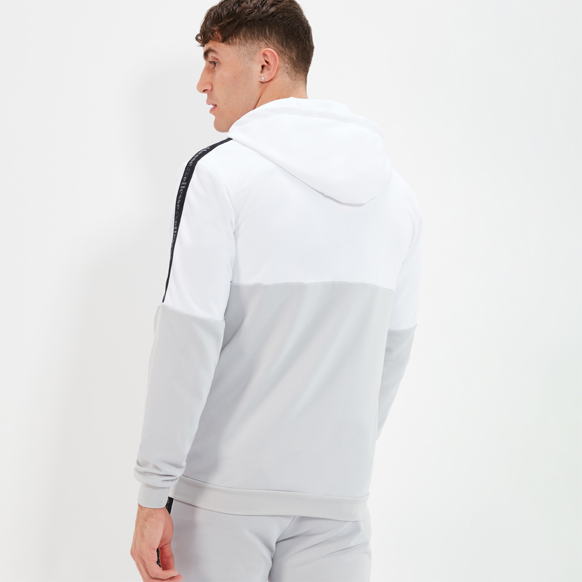 Ellesse shervios store