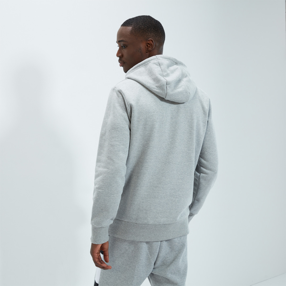 Marque vetement ellesse outlet